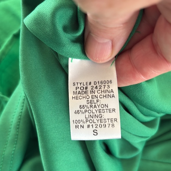 Entro Kelly Green Tiered Midi Dress Women's Size Small S High Neck Halter NWT - Picture 13 of 15